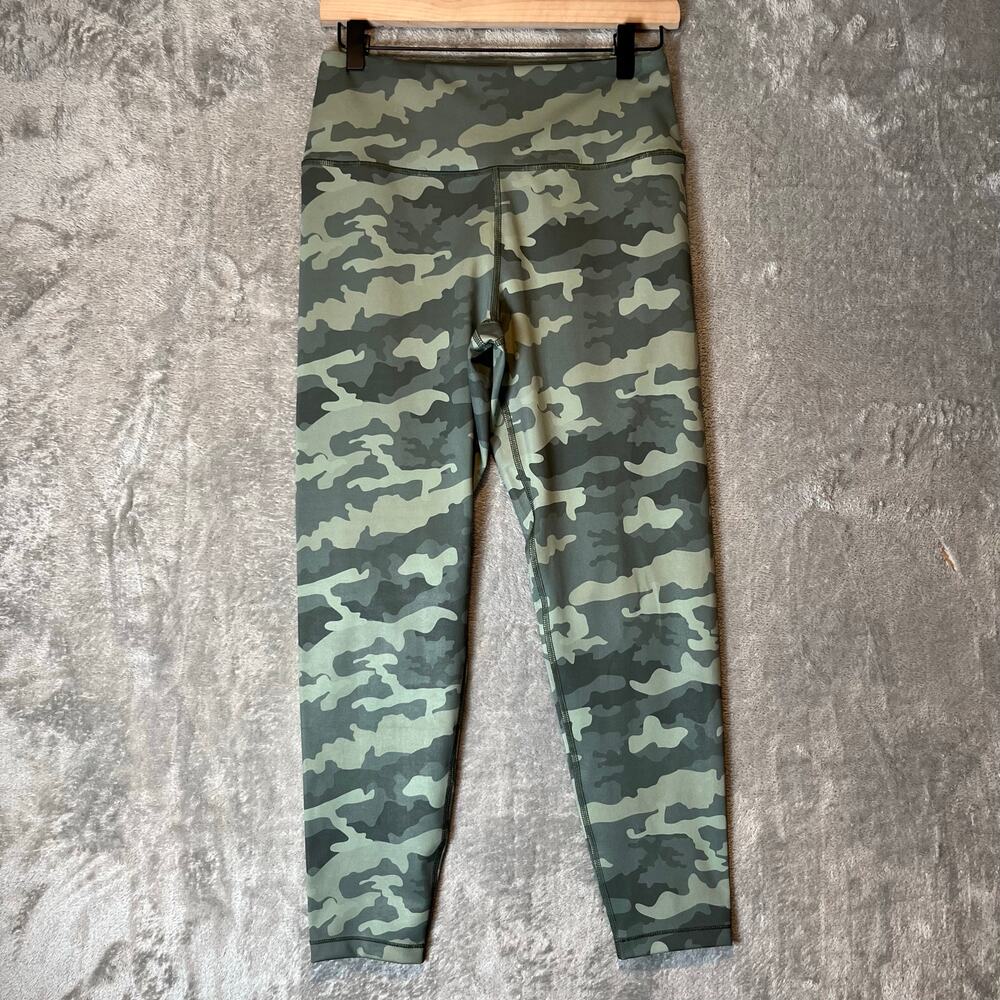 Thrive Societe Women’s Printed 7/8 Leggings Size Large‎ Camo Green New